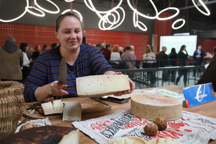 Рестораторы и фермеры Золотого кольца в Ярославле объединили усилия по возрождению традиционной кухни